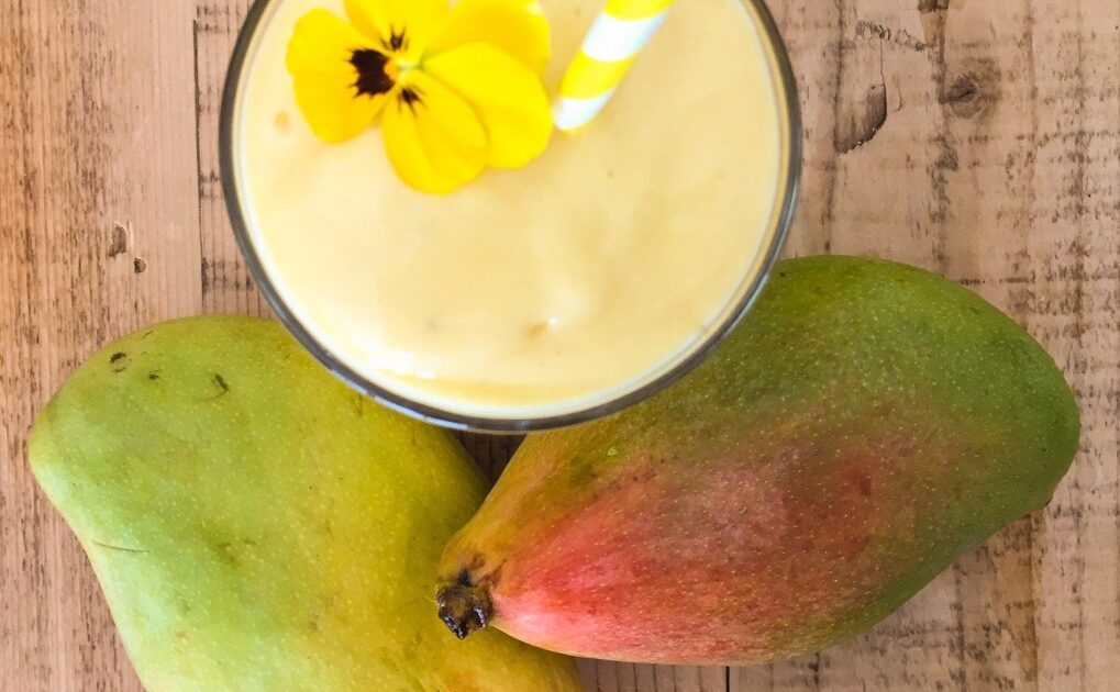 Kefir Mango Lassi – The Greedy One